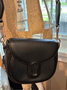 Marc Jacobs Black Leather Crossbody Saddle Bag with Silver Hardware